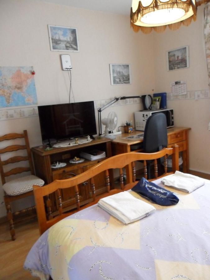 Chambre Chez L'Habitant Louvres Kültér fotó